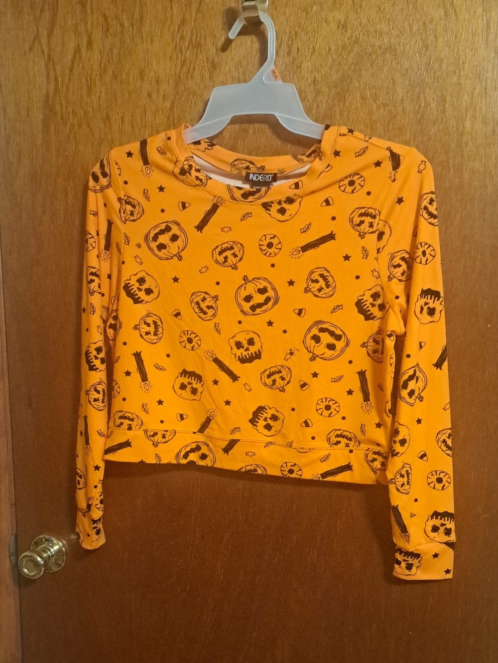 NWT Juniors Halloween Top Size Small/Medium